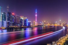 7896亿元！“五五购物节”线上线下消费很给力