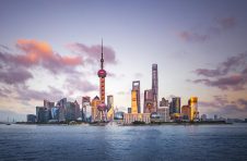 全球城市综合排名前十强，疫情后逆势飞扬的上海靠什么？