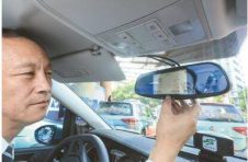 上海到底需要多少出租车？传统出租车行业正寻求数字化转型