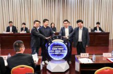 “长宁区民营经济标准化工作委员会”成立