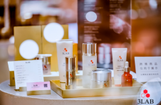 3LAB携手Joyce Beauty 联袂呈现“致美未来”限时展出