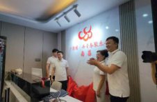 上海阿谱沃德旗下广舞圈再青春聚乐部：服务与商业模式探索