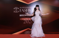 刘思彤荣获第55届UNG全球联合国小姐中国上海冠军